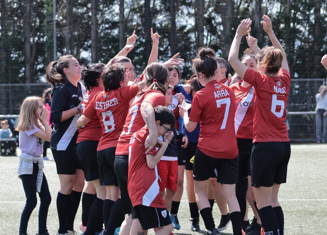 Equipo femenino del Indartsu Club